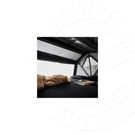 Палатка на крышу автомобиля AUTOHOME OVERCAMP MEDIUM тент карбон, лестница 215 мм