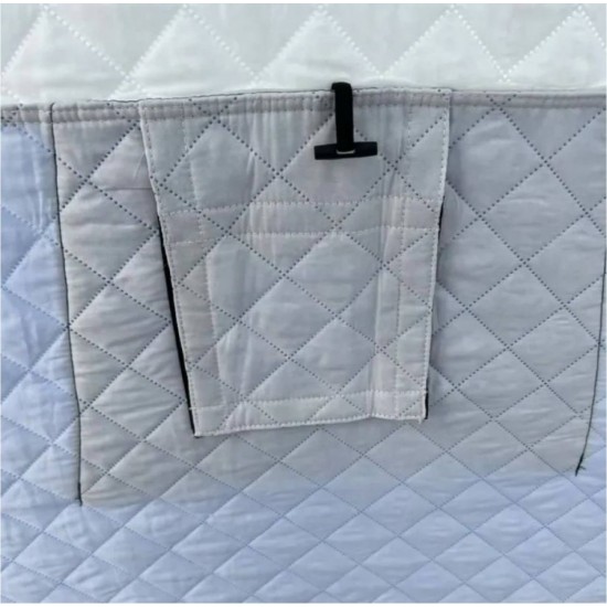 Палатка для зимней рыбалки / мобильная баня фотография